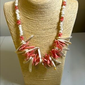 Shell necklace pink white barrel clasp islands  cruise summer beach vacation